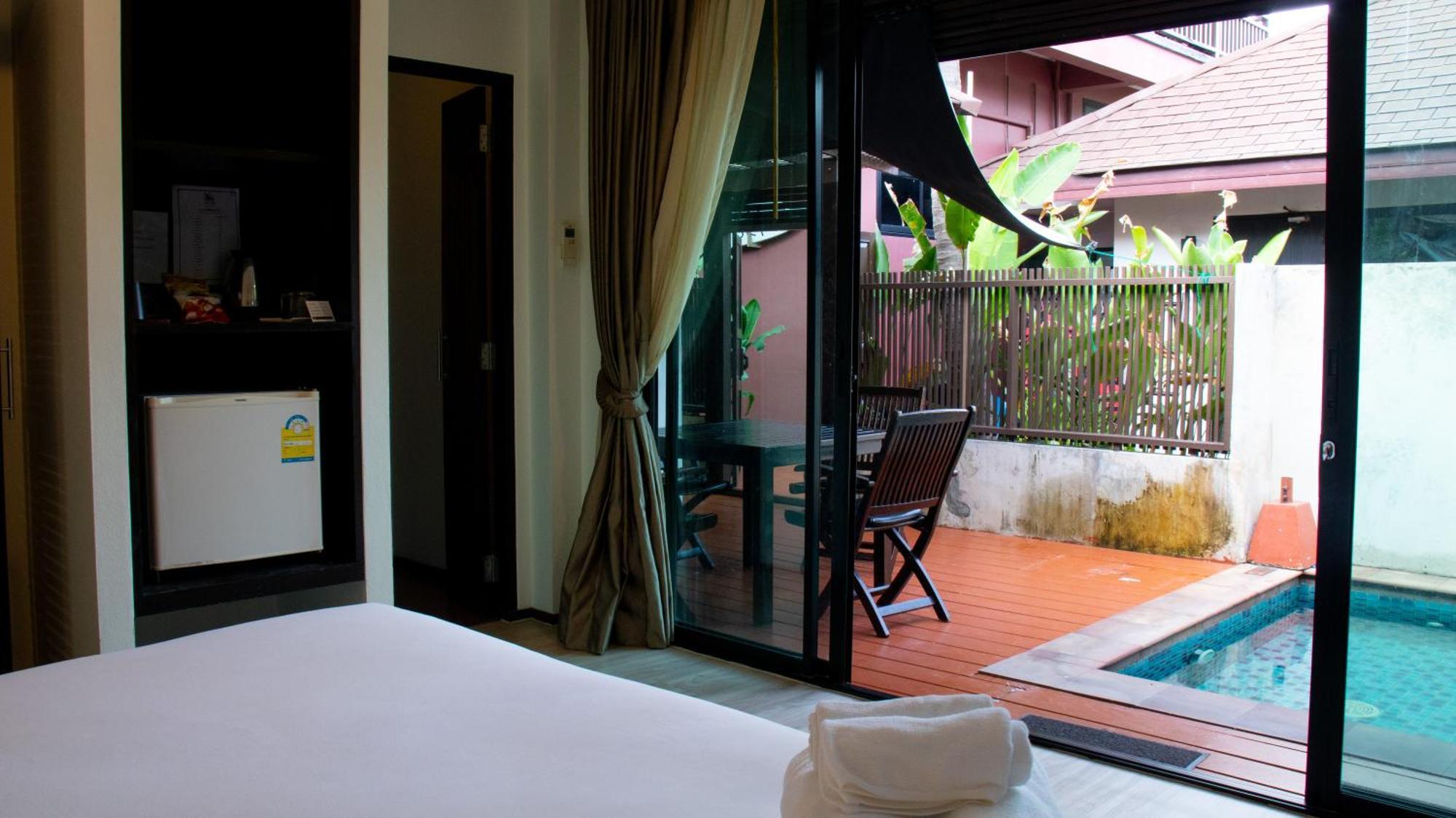 Chidlom Resort Haad Chao Samran Exterior foto