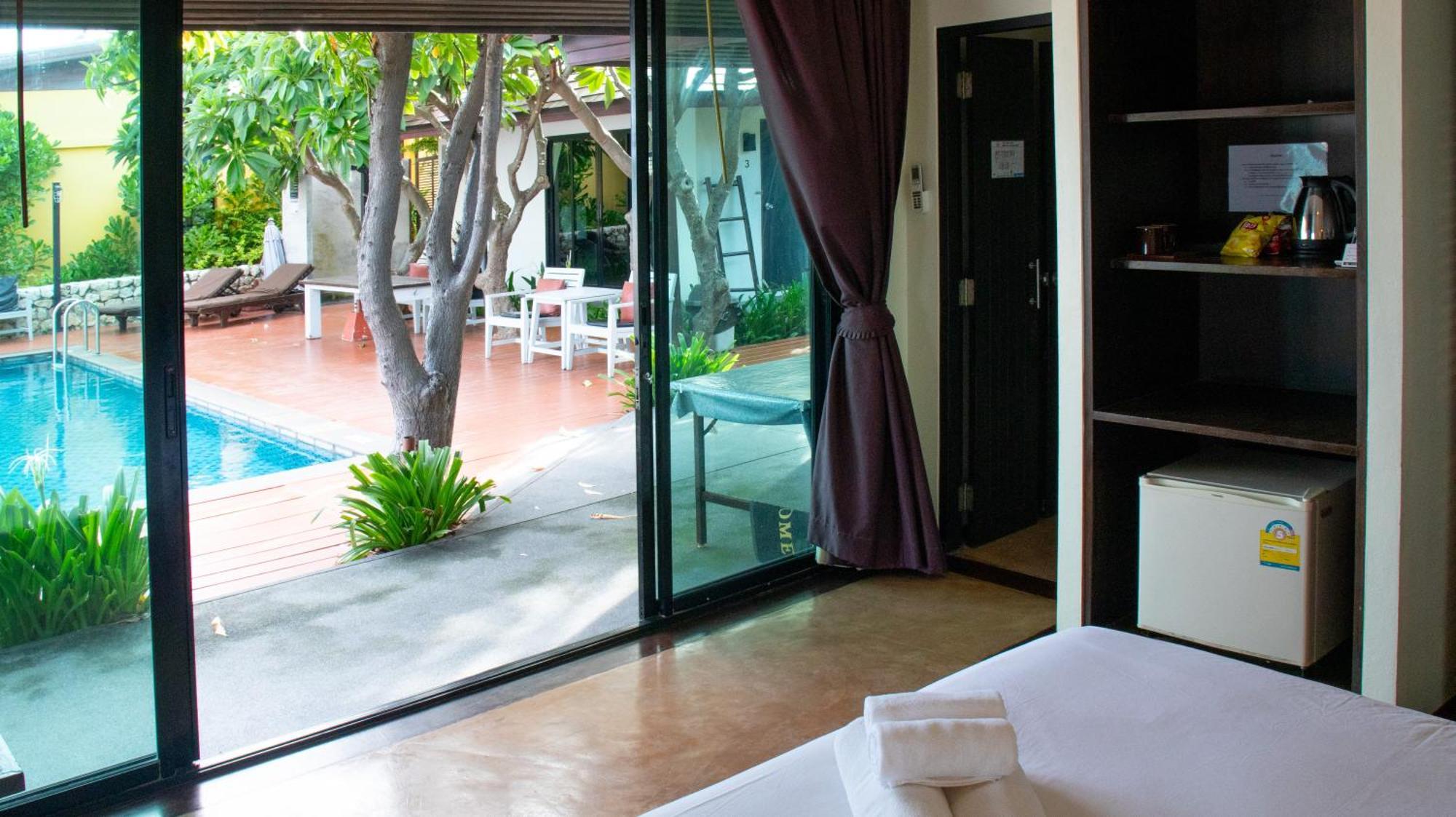 Chidlom Resort Haad Chao Samran Exterior foto