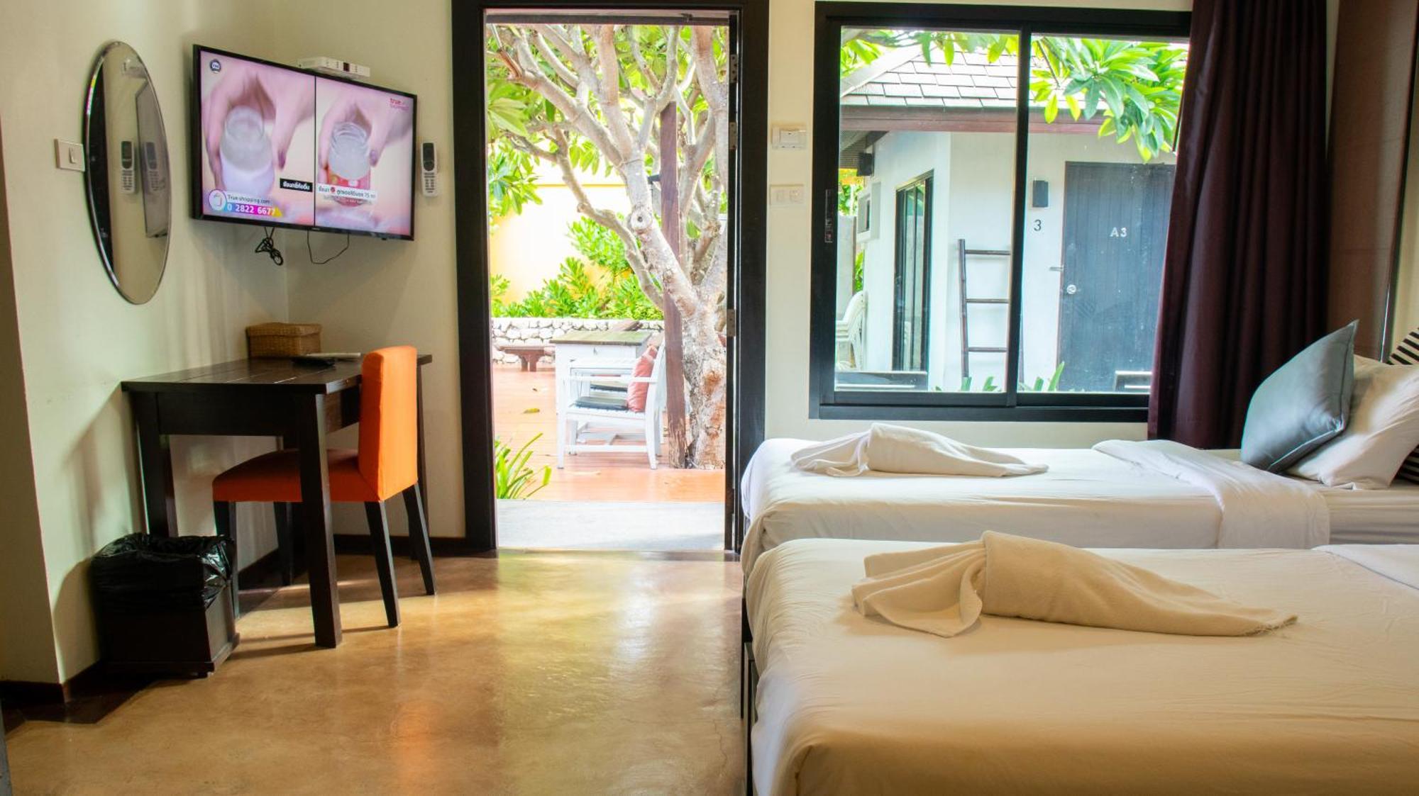 Chidlom Resort Haad Chao Samran Exterior foto